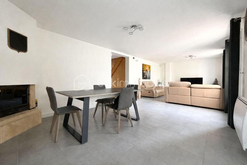 Maison - 150 m² - 8 pièces