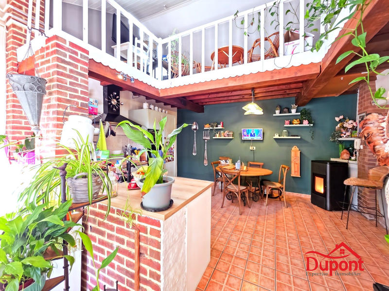 Maison - 160 m² - 8 pièces