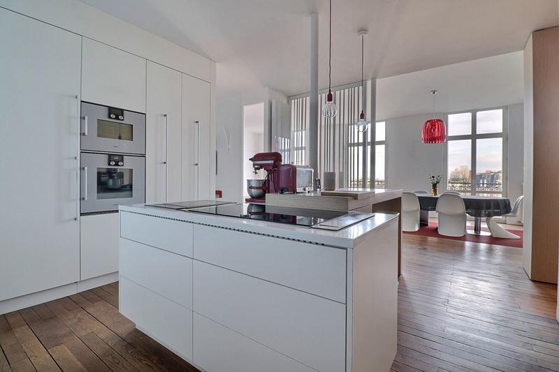 Appartement - 229 m² - 7 pièces