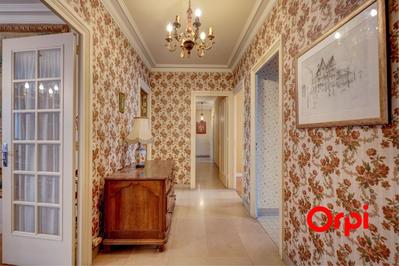 Appartement - 152 m² - 6 pièces