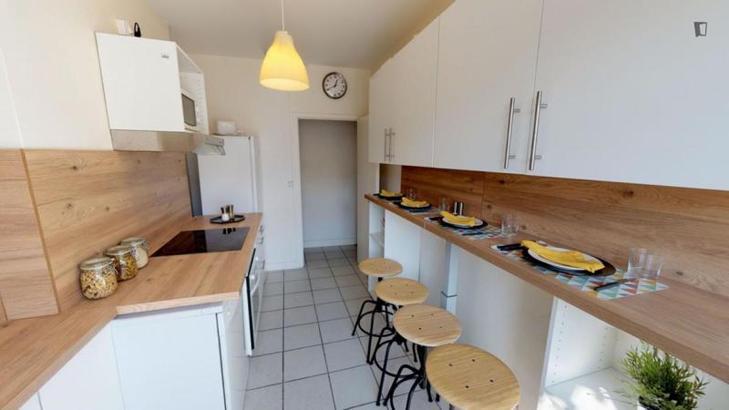 Chambre - 13 m² - 4 pièces