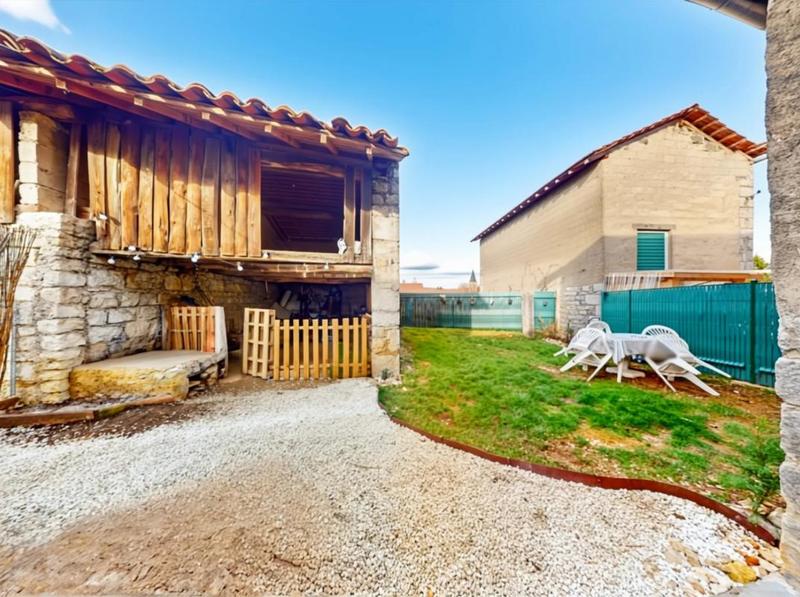 Maison - 103 m² - 4 pièces