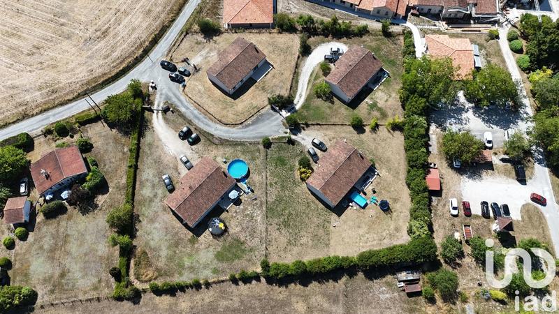 Maison - 380 m² - 4 pièces