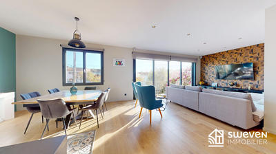 Maison - 102 m² - 4 pièces