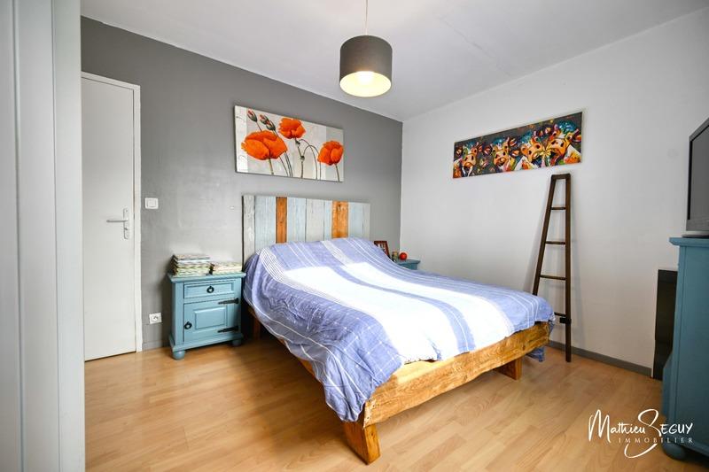 Maison - 101 m² - 5 pièces