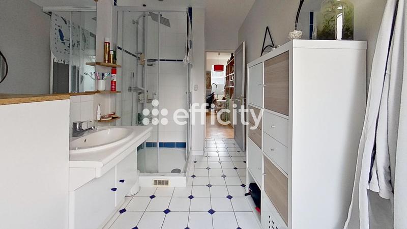 Maison - 157 m² - 7 pièces