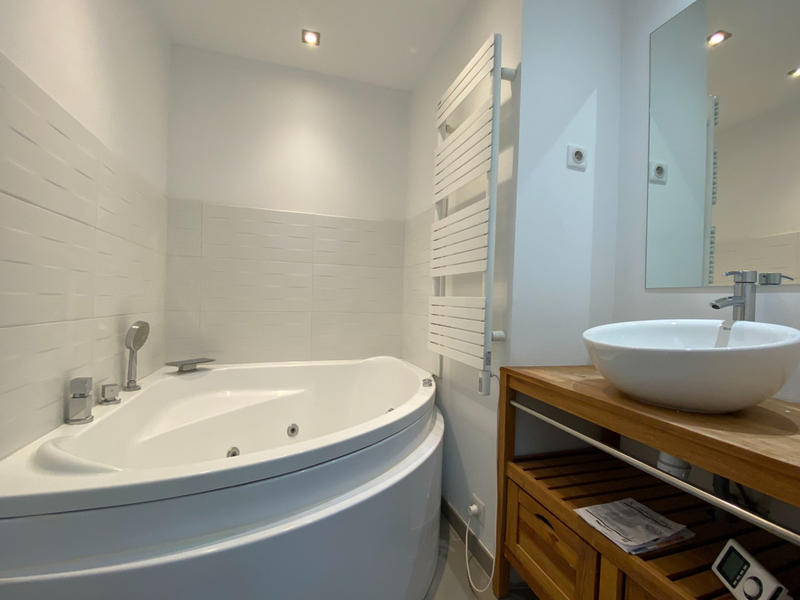 Appartement - 62 m² - 2 pièces