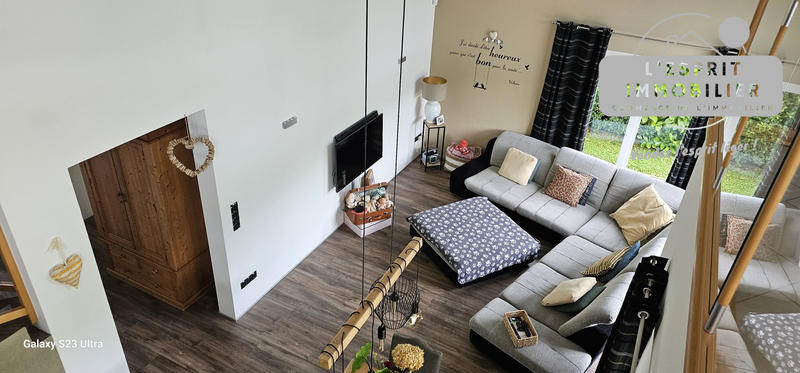 Villa - 225 m² - 6 pièces