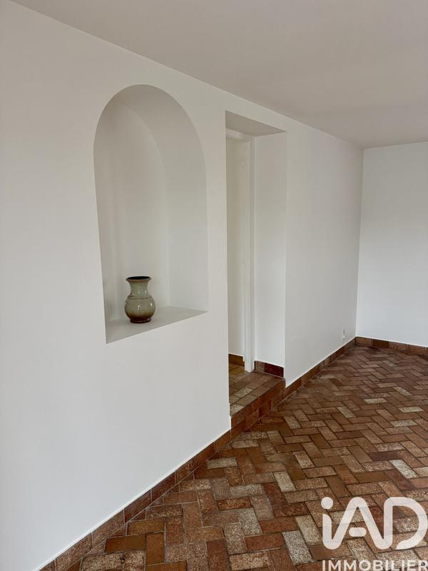 Maison - 219 m² - 14 pièces