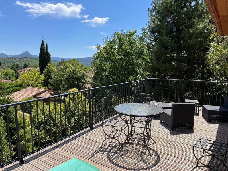 Maison - 126 m² - 5 pièces