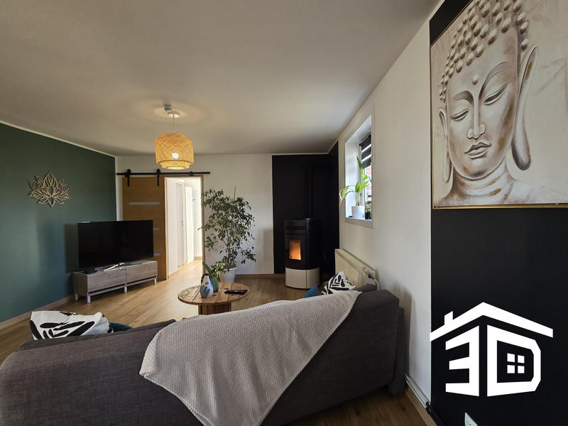 Maison - 180 m² - 8 pièces