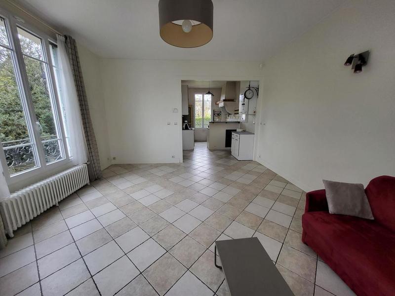 Maison - 107 m² - 5 pièces