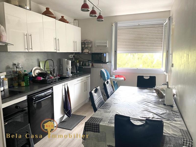 Appartement - 95 m² - 5 pièces