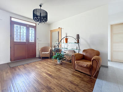 Maison - 199 m² - 9 pièces