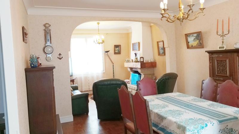 Maison - 126 m² - 7 pièces