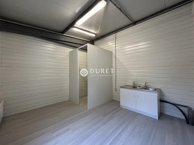 Local d'activités - 409 m²