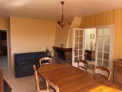 Maison - 96 m² - 4 pièces