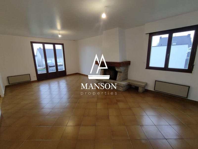 Maison - 107 m² - 6 pièces