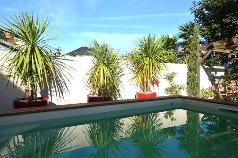 Maison - 181 m² - 9 pièces