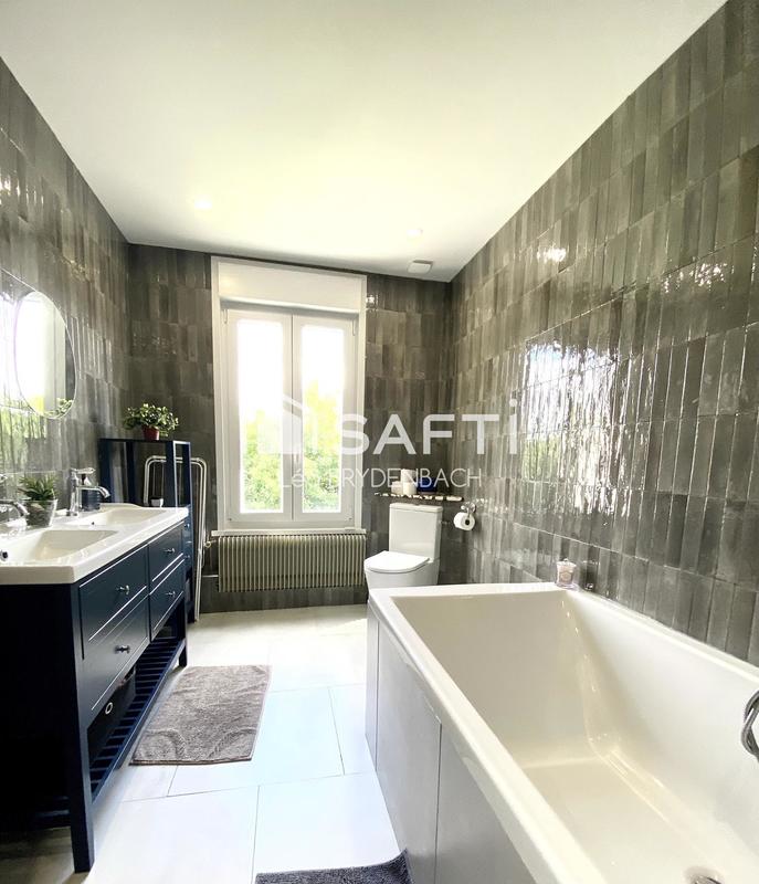 Maison - 145 m² - 5 pièces