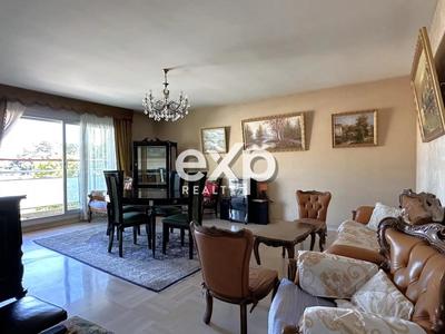 Appartement - 92 m² - 4 pièces