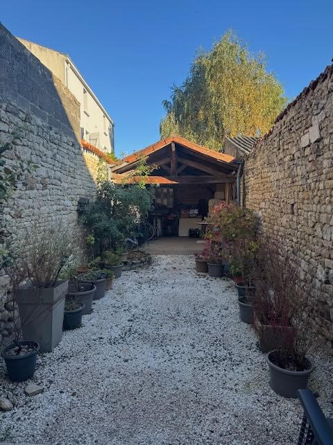 Maison - 94 m² - 4 pièces