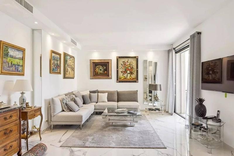 Appartement - 110 m² - 4 pièces