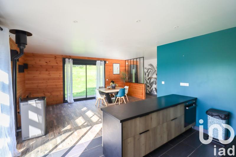 Maison - 92 m² - 5 pièces