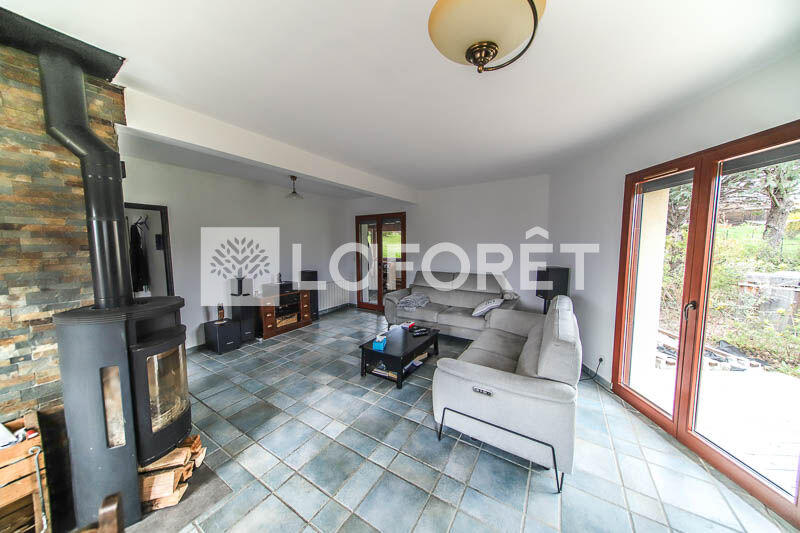 Maison - 97 m² - 5 pièces