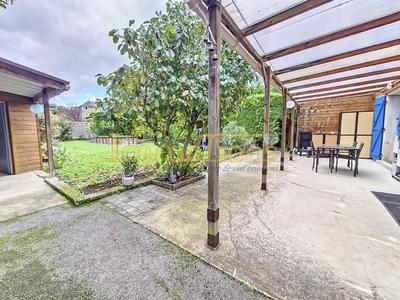 Maison - 140 m² - 6 pièces