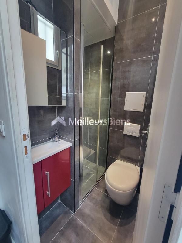 Studio - 13 m² - 1 pièce