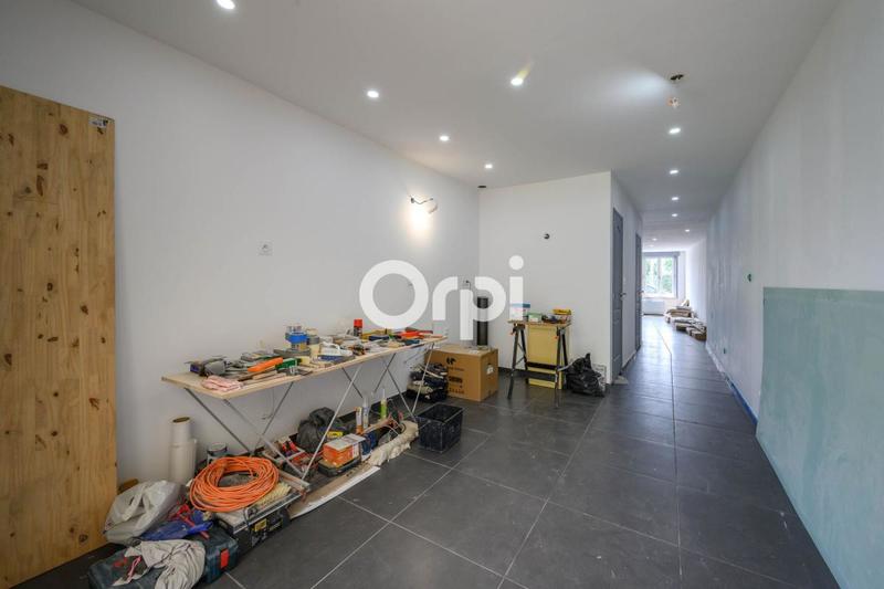 Maison - 99 m² - 4 pièces