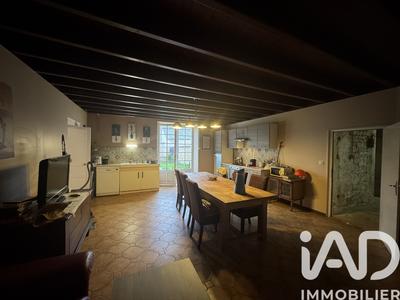 Maison - 101 m² - 5 pièces