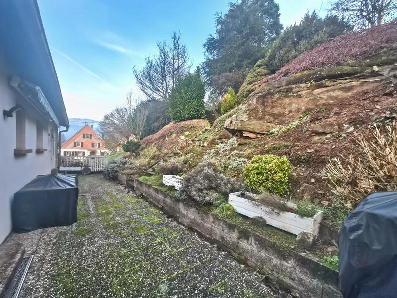 Maison - 195 m² - 6 pièces