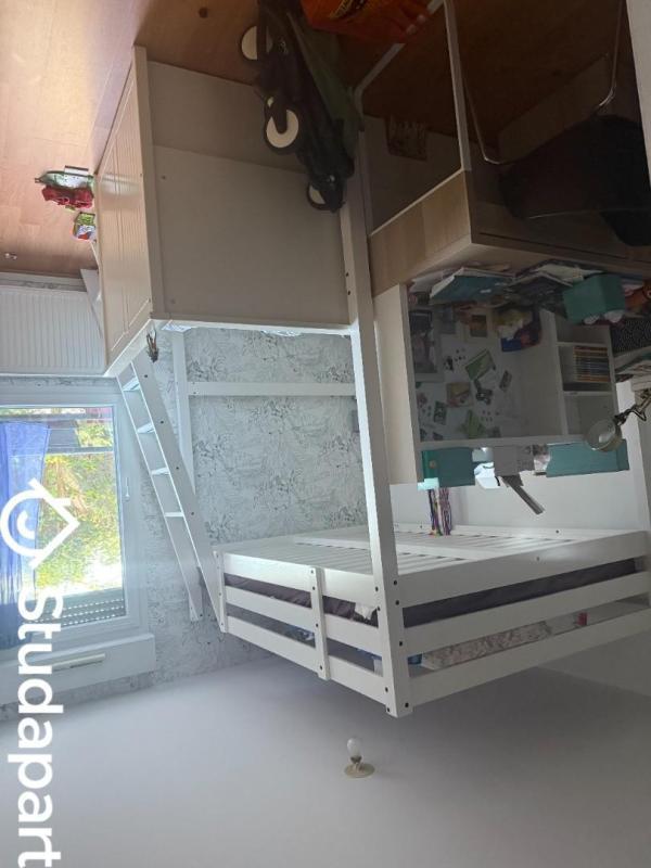 Chambre - 12 m² - 1 pièce