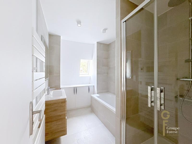 Maison - 193 m² - 5 pièces