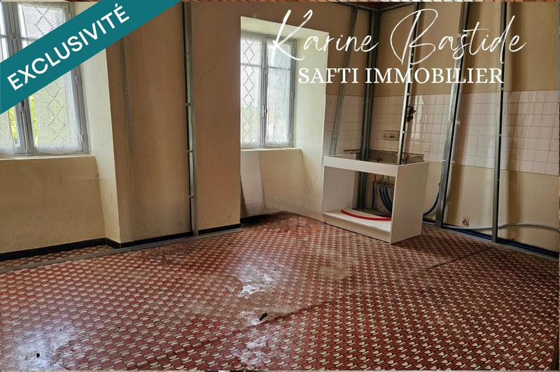 Maison - 240 m² - 10 pièces