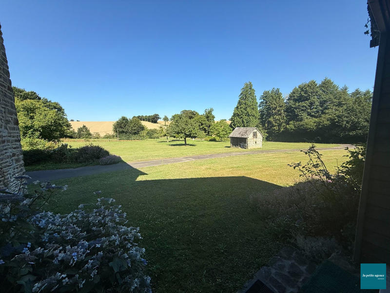 Maison - 184 m² - 8 pièces