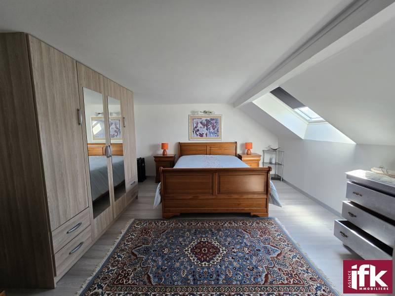 Maison - 182 m² - 5 pièces