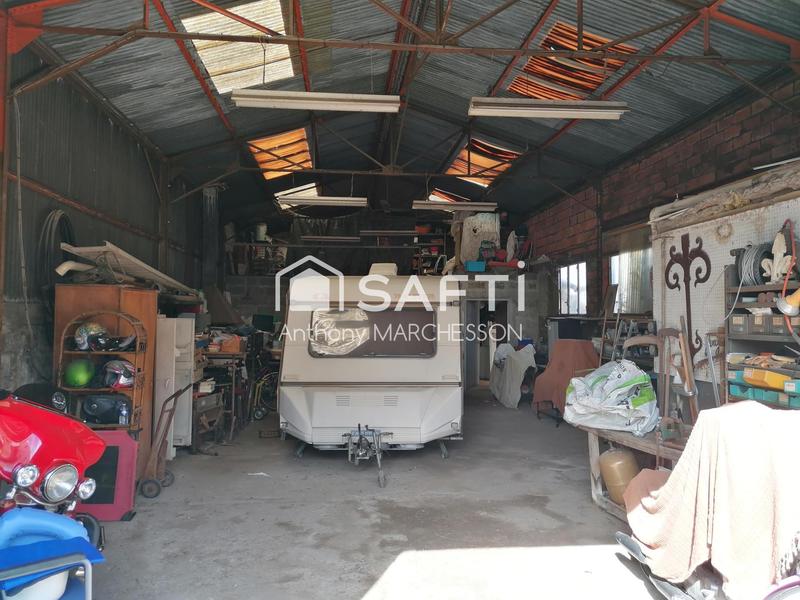 Maison - 233 m² - 9 pièces