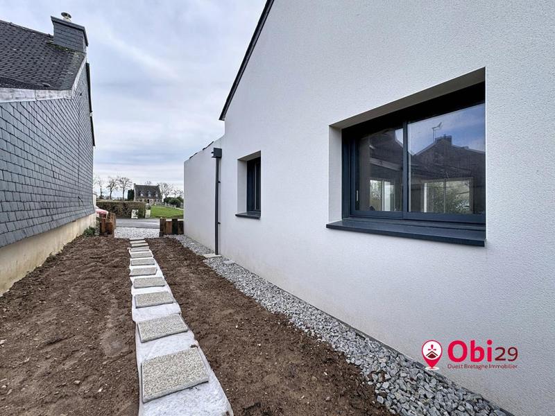 Maison - 92 m² - 4 pièces