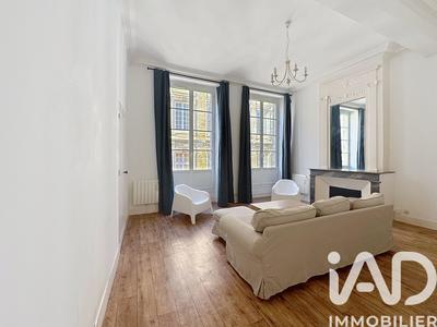 Appartement - 70 m² - 2 pièces