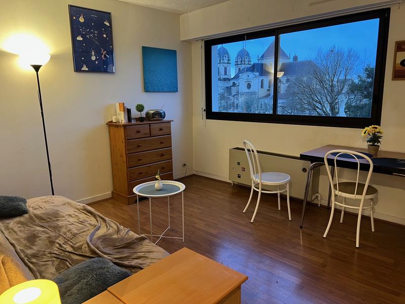 Studio - 28 m² - 1 pièce