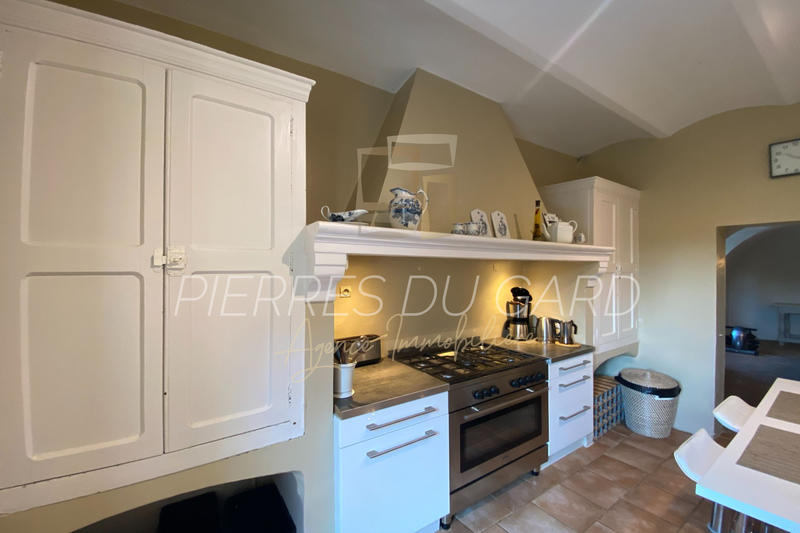 Maison en pierre - 228 m² - 8 pièces