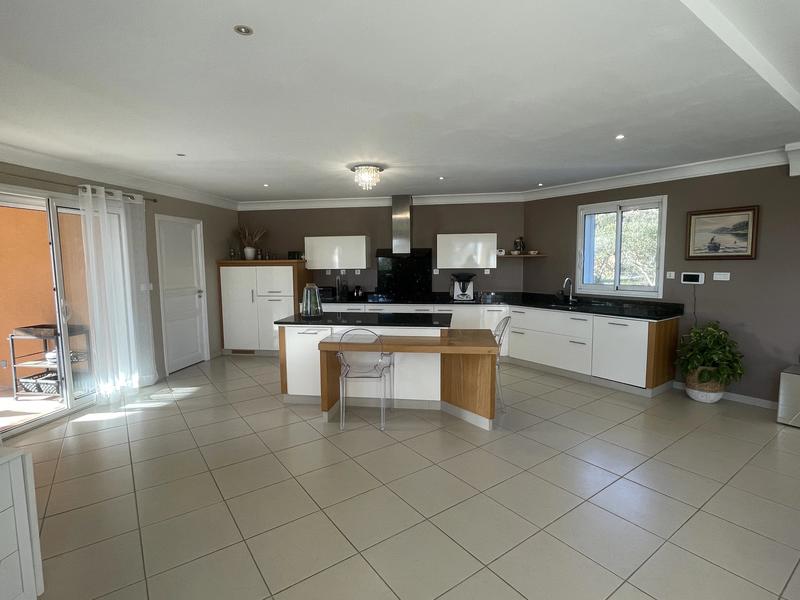 Villa - 170 m² - 7 pièces