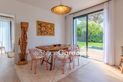 Villa - 164 m² - 4 pièces