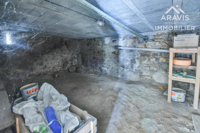 Maison - 398 m² - 13 pièces