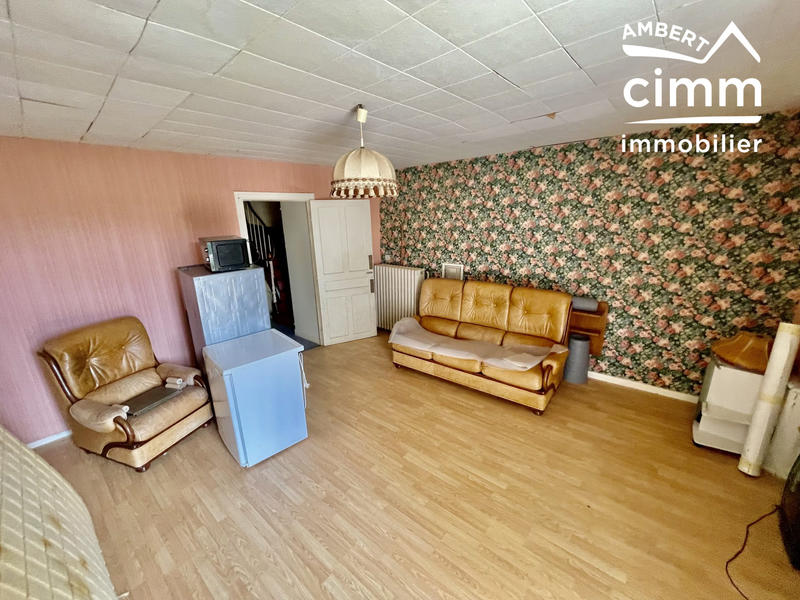 Maison - 136 m² - 10 pièces