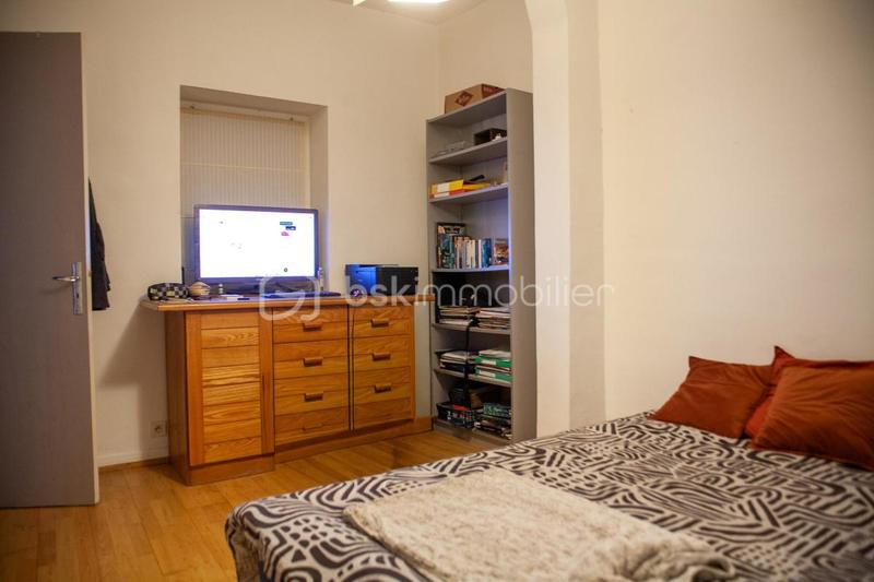 Appartement - 134 m² - 6 pièces