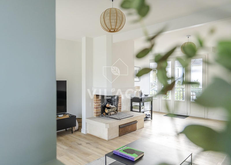 Maison - 120 m² - 5 pièces